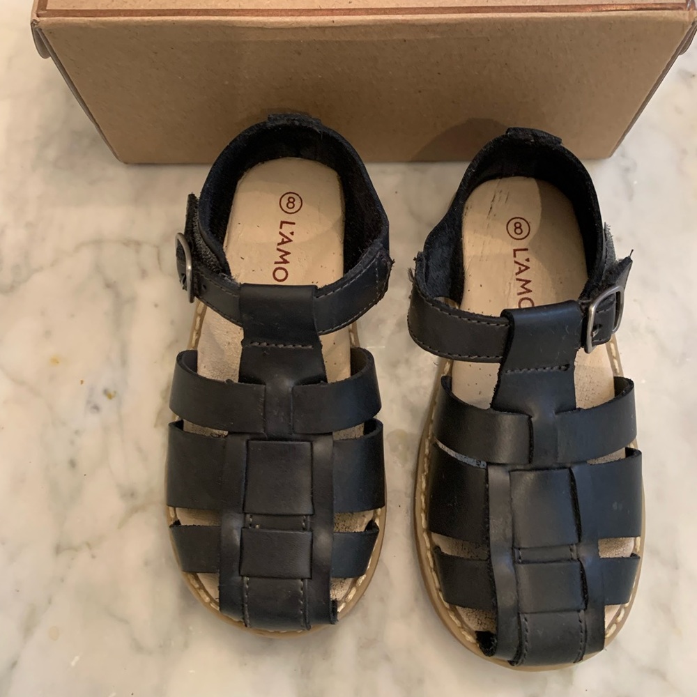 L’amour Aiden Fisherman Sandal, Slate. Size 8